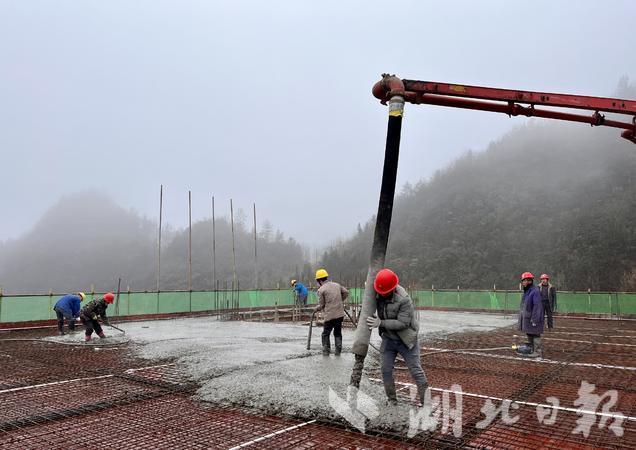 五里乡领导团队引领乡村新发展之路