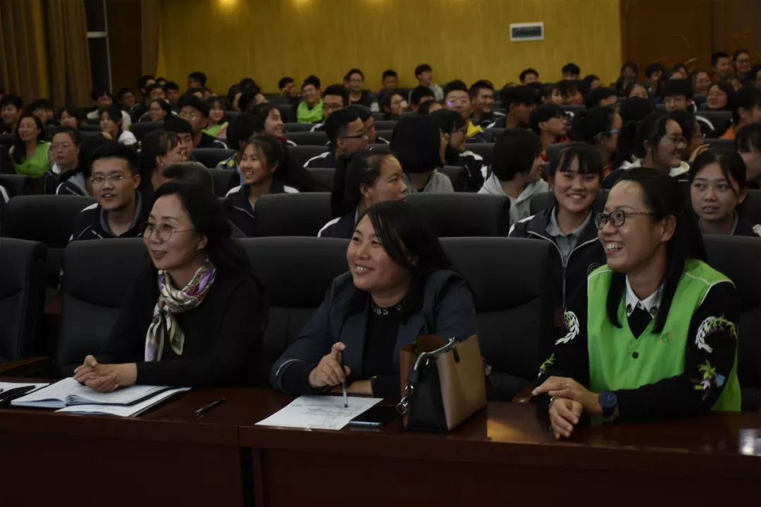 繁峙县初中最新项目，引领教育改革，塑造未来之光启航行动