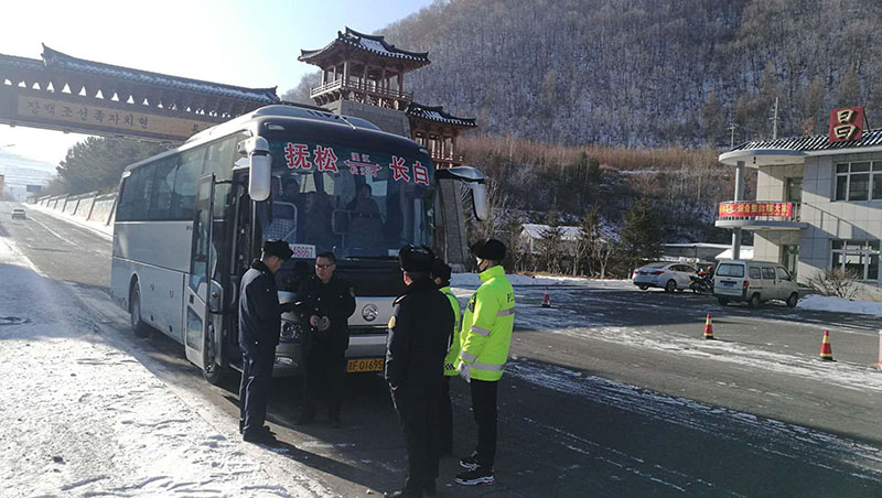 长白县南坡旅游开发区交通新闻热点，最新动态与省级发展策略解析